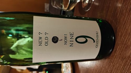 日本酒もワインもおいしいです。