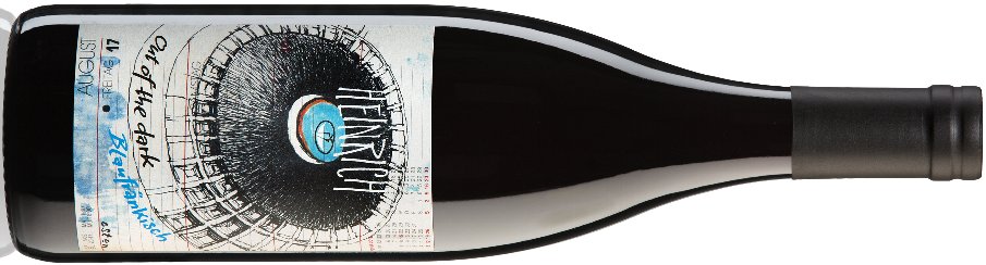 flaschen_Out_of_the_dark_2022